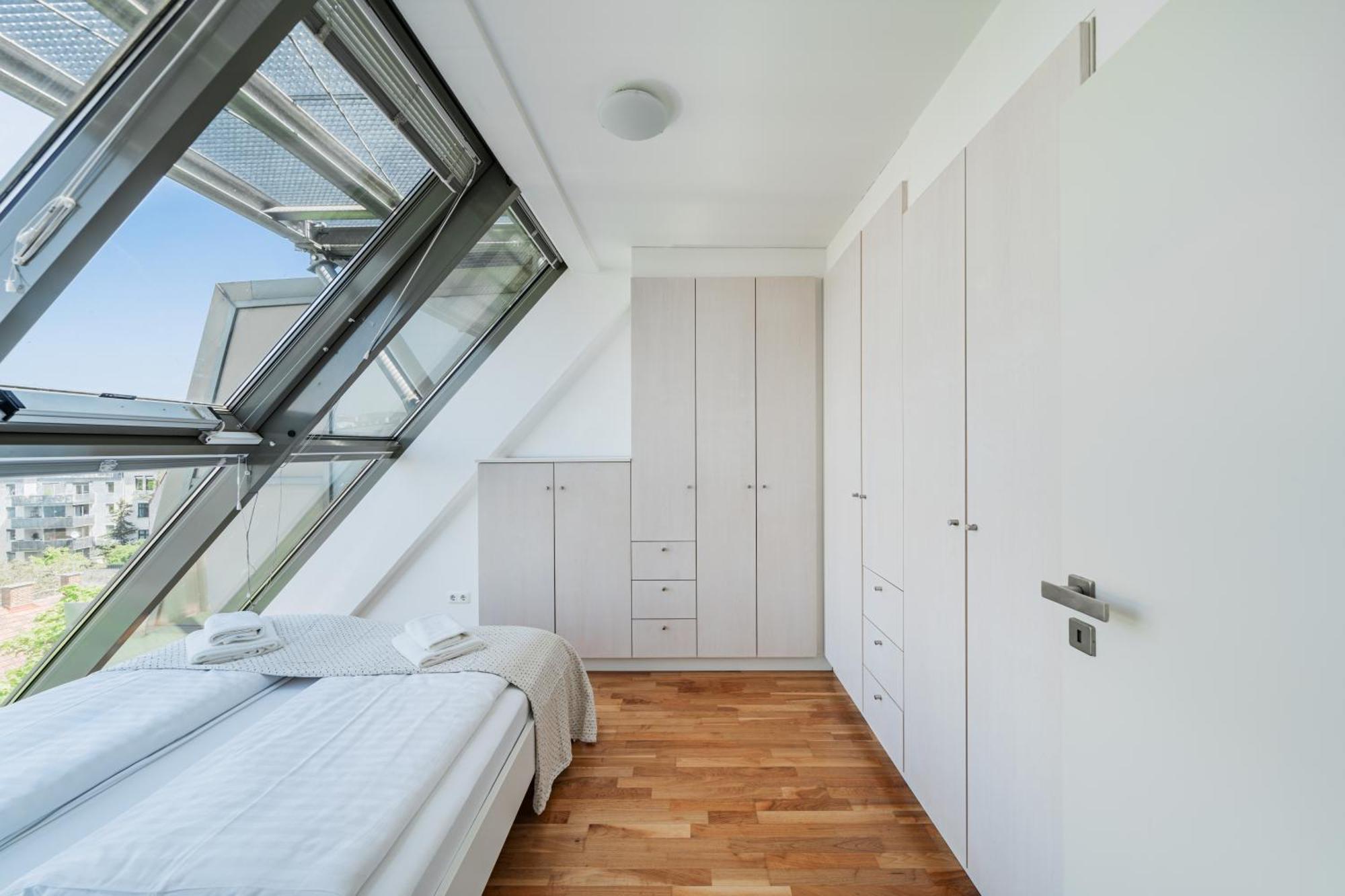Apartments Next To Schoenbrunn - Free Parking !!! Wina Bagian luar foto